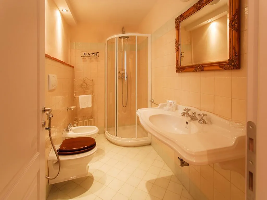 Il Pino Villa Reggello Italy